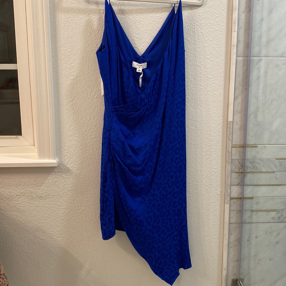 Stunning Cushnie (for Target) dress in vibrant royal blue.